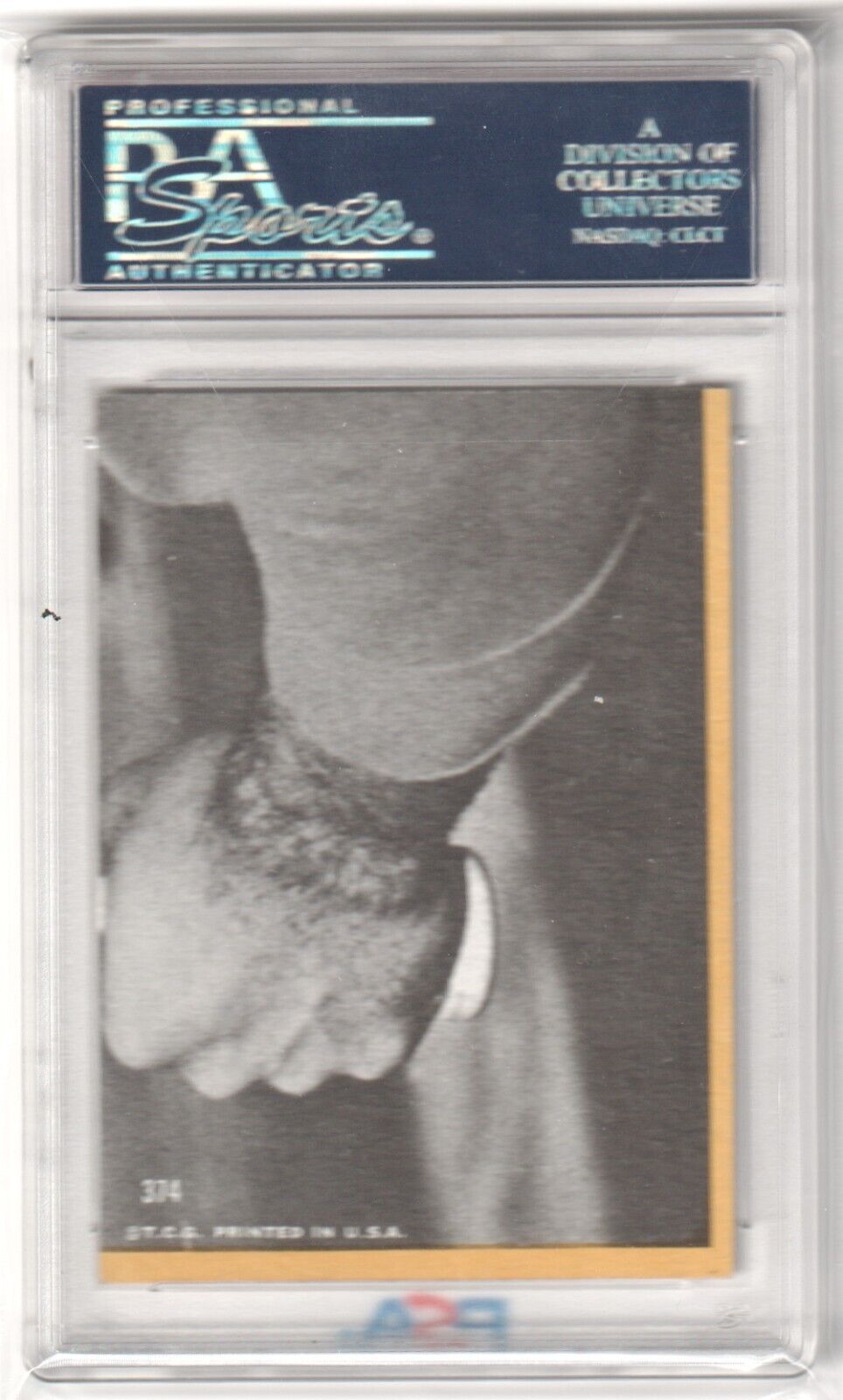 ROBERTO CLEMENTE 1968 Topps #374 PSA 8 NM - MT - PIRATES - Columbia Hobby - Sports Card Boxes - Toploaders - Card Savers