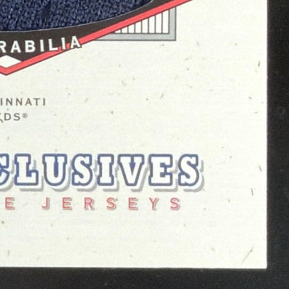2001 SP Authentic UD Exclusives Ken Griffey Jr. Jersey /243 card - front bottom right corner close-up