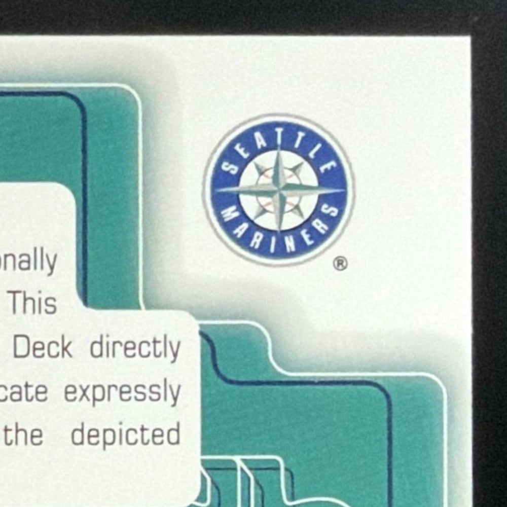 1999 SP Signature Edition Edgar Martinez Auto card - back top right corner close-up