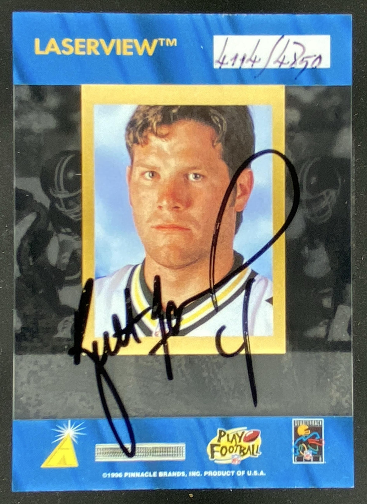 1996 Pinnacle Laser View Brett Favre trading card