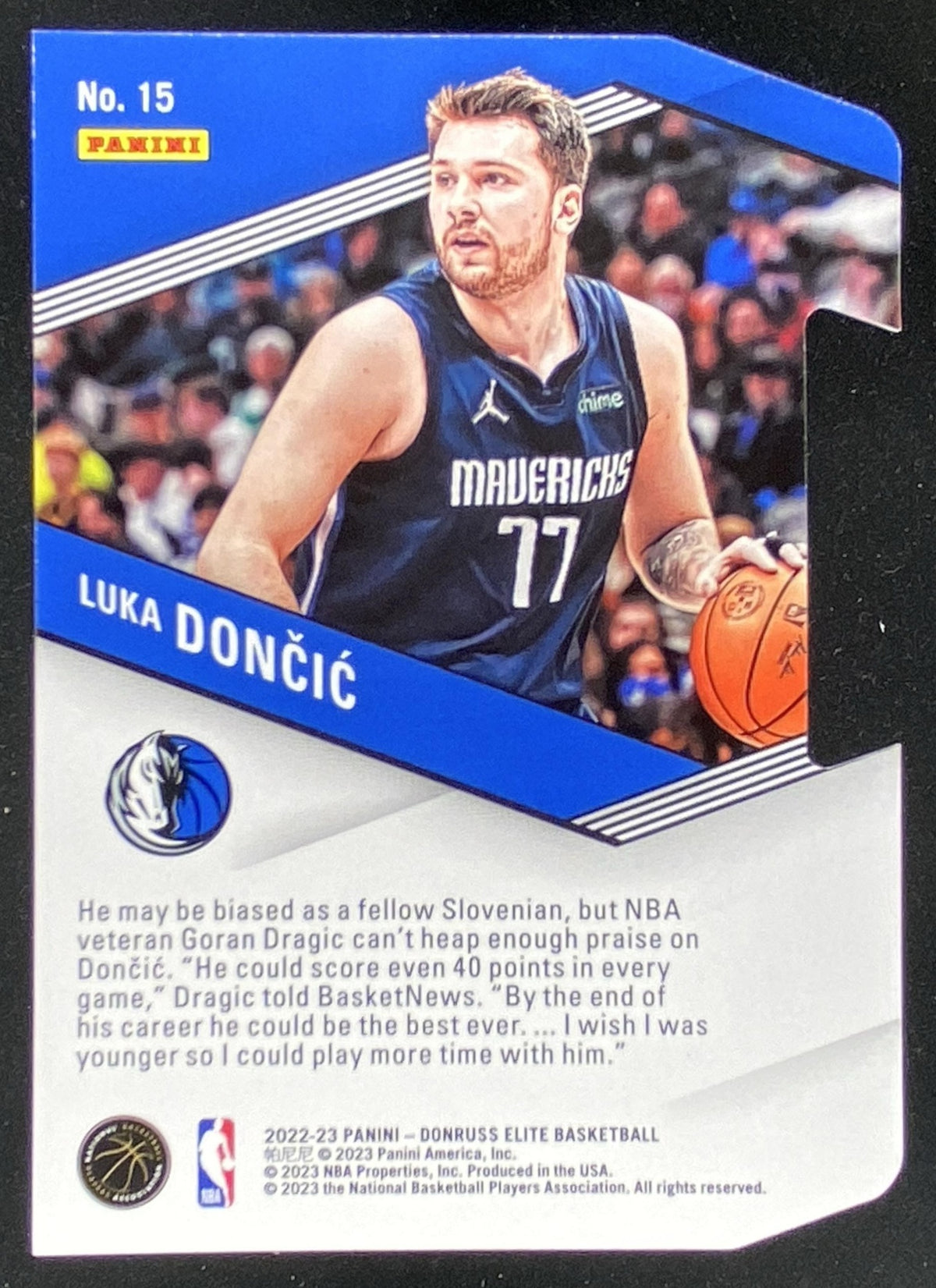 2022 Panini Donruss Elite Luka Doncic #15 trading card