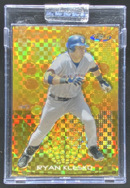 2004 Topps Finest Ryan Klesko trading card