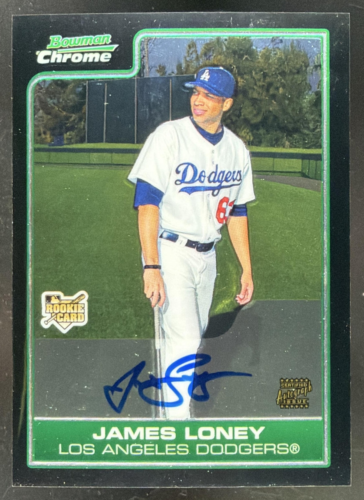 2006 Bowman Chrome James Loney trading card
