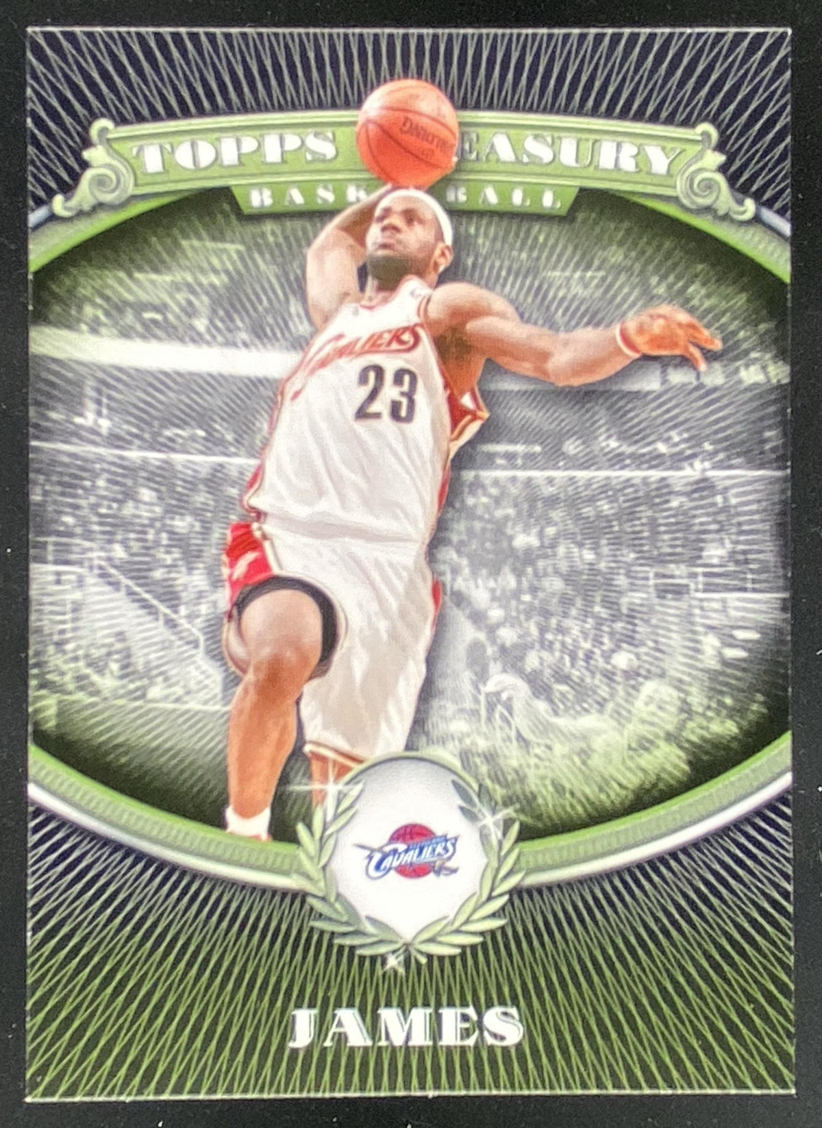 2008 Topps Treasury LeBron James #9 trading card