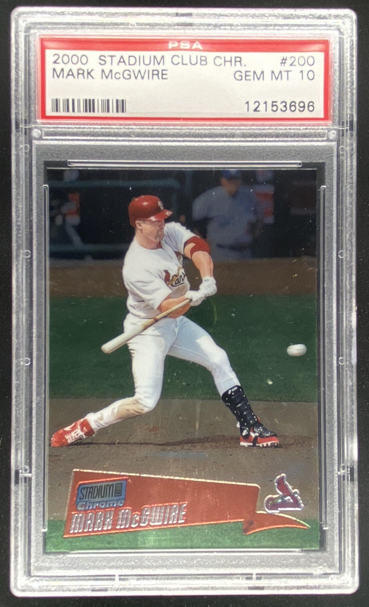 2000 Topps Stadium Club Chrome Mark McGwire #200 graded PSA 10 trading card