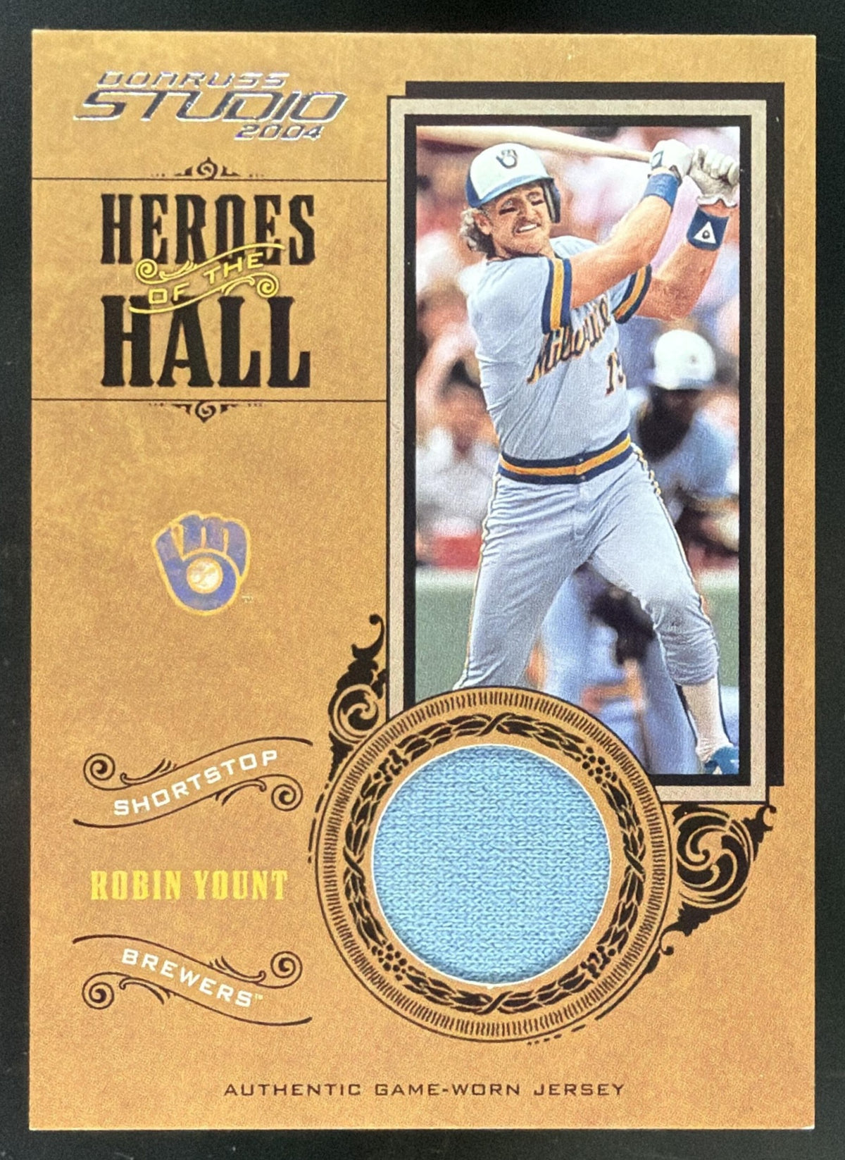 2004 Donruss Studio Heroes of the Hall Robin Yount trading card