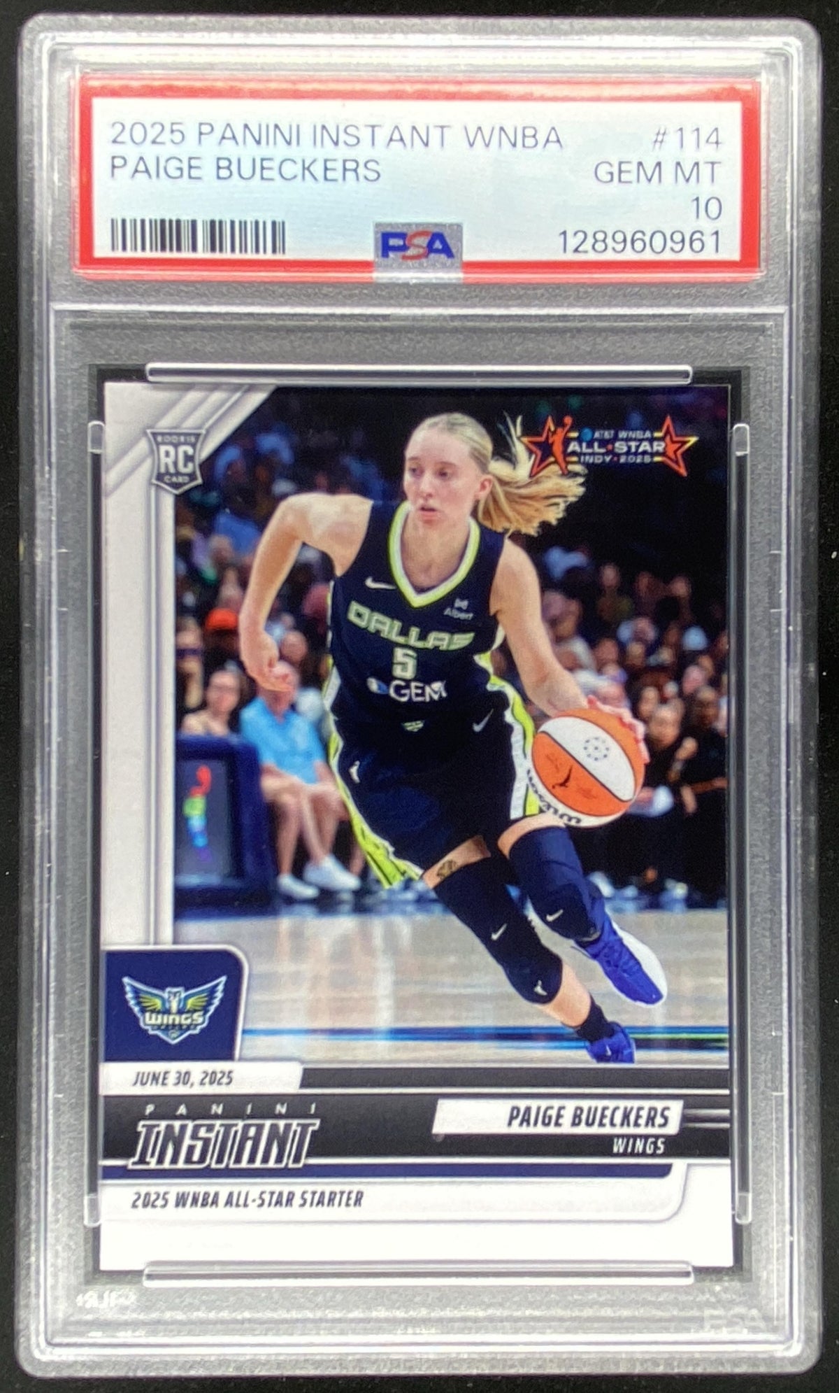 2025 Panini Instant WNBA Paige Bueckers #114 trading card