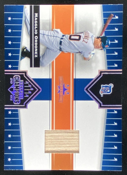 2005 Donruss Champions Magglio Ordonez #418 trading card