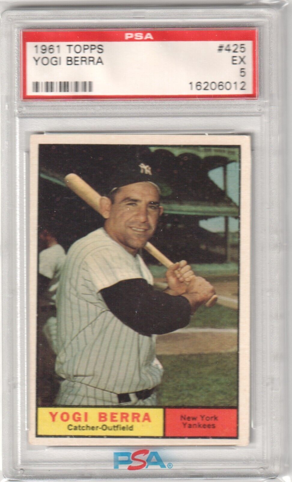 YOGI BERRA 1961 Topps #425 PSA 5 EX - YANKEES - Columbia Hobby - Sports Card Boxes - Toploaders - Card Savers