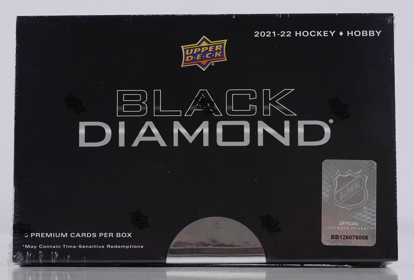 2021 - 22 Upper Deck Black Diamond Hockey Hobby Box - Columbia Hobby - Sports Card Boxes - Toploaders - Card Savers