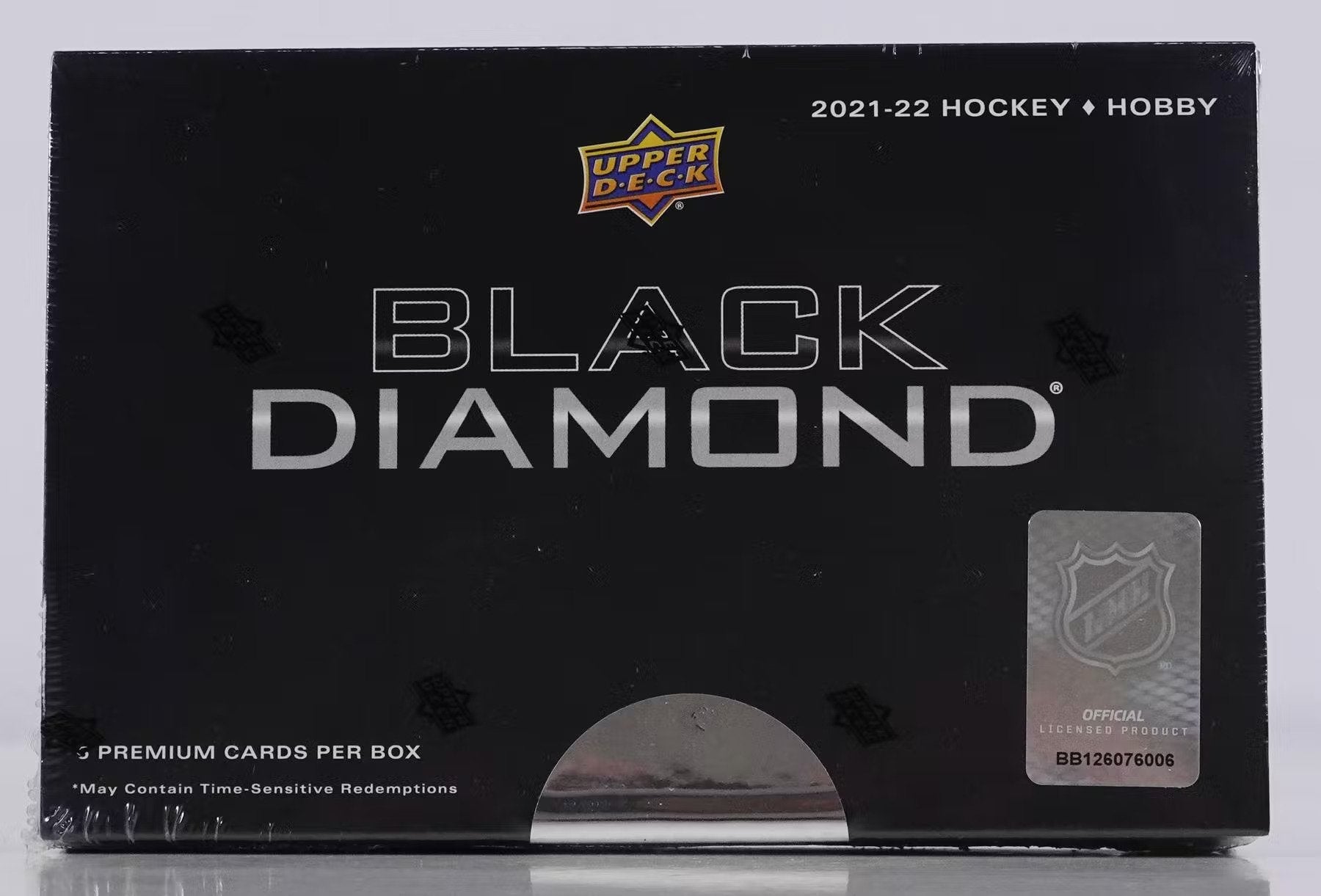 2021 - 22 Upper Deck Black Diamond Hockey Hobby Box - Columbia Hobby - Sports Card Boxes - Toploaders - Card Savers